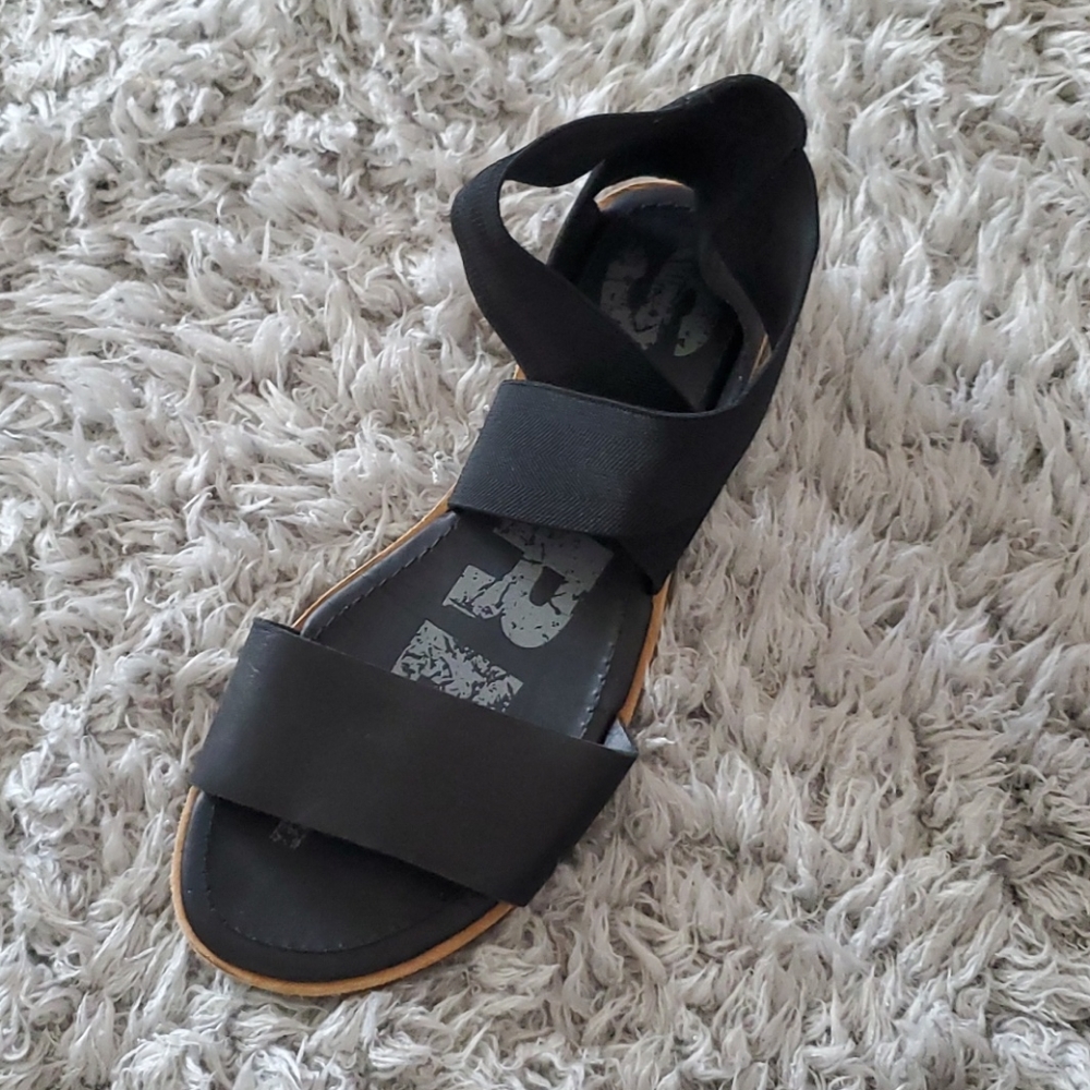 Sorel Ella's sandal